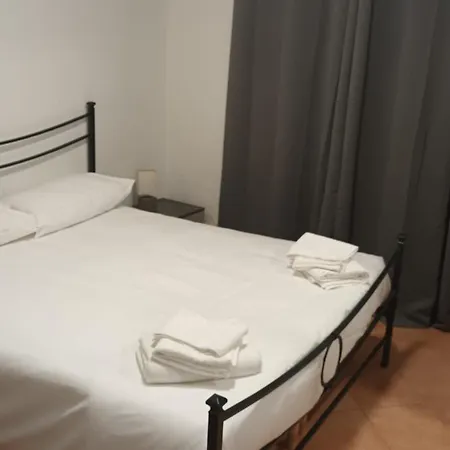 All inclusive Casa con parcheggio privato interno Livorno Esterno foto